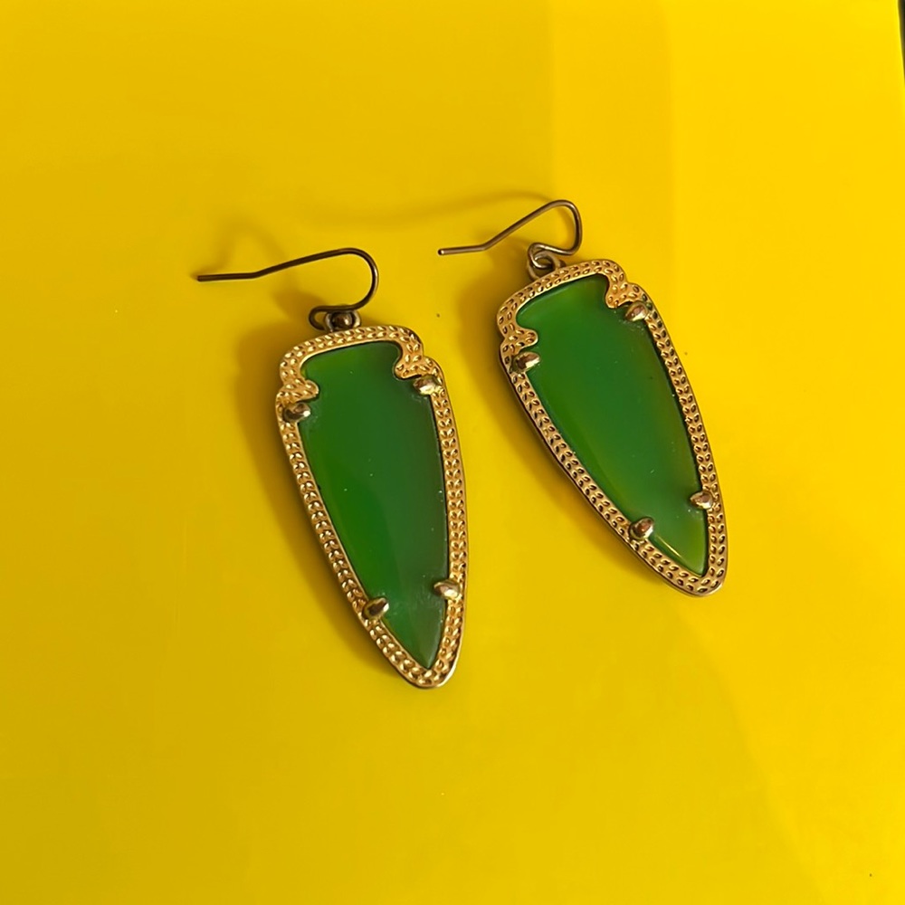 Kendra Scott Green Arrowhead Earrings